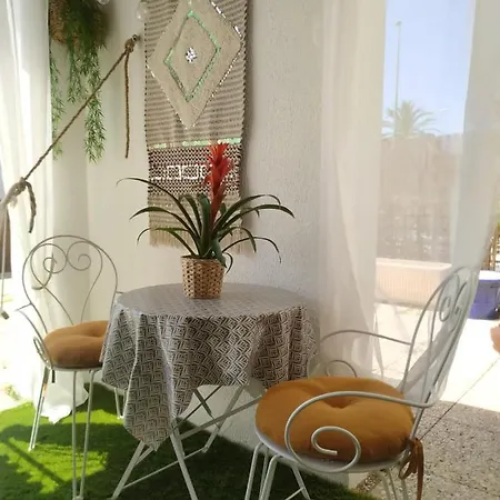 Appartamento Havre De Paix, Magnifique Studio, Idéalement Situé Hyères